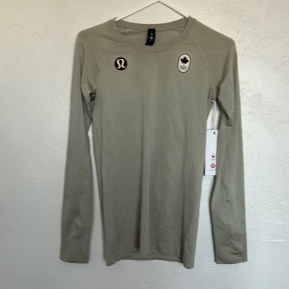 Lululemon Team Canada Swiftly